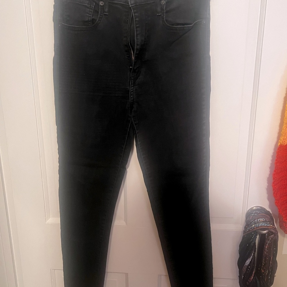 Levi’s skinny jeans